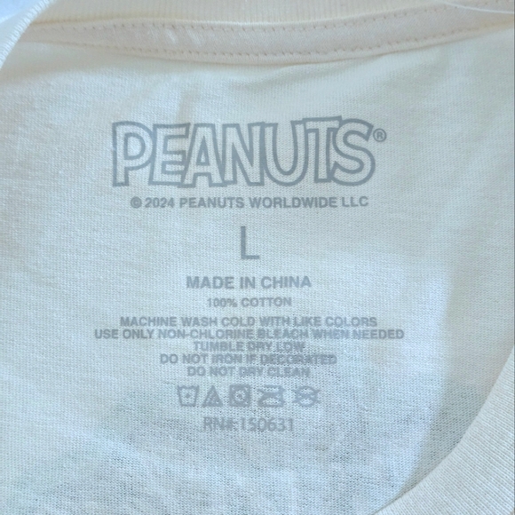 Peanuts🥜 "Friendship"🧑‍🤝‍🧑 Graphic Tee👕 - NWOT - Picture 5 of 12